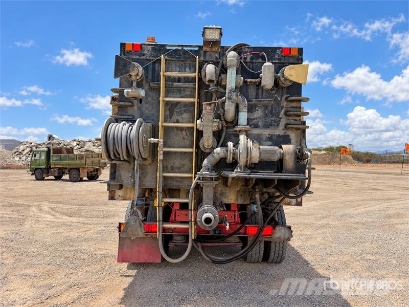 Western Star 4800FX 13000 L 6x4 Slip In Tipping Water Truck Cisterny na vodu