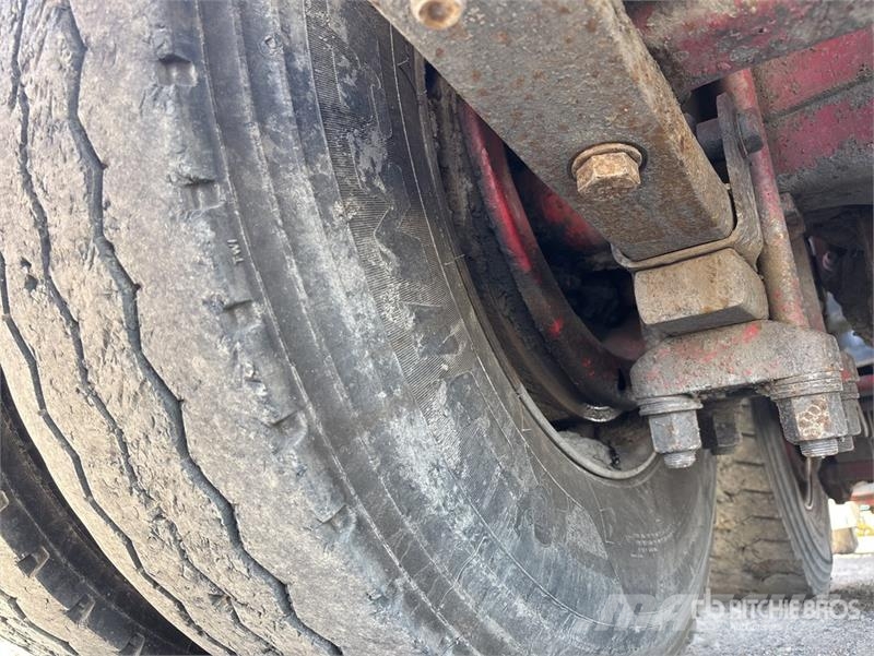 Western Star 4800FX 13000 L 6x4 Slip In Tipping Water Truck Cisterny na vodu
