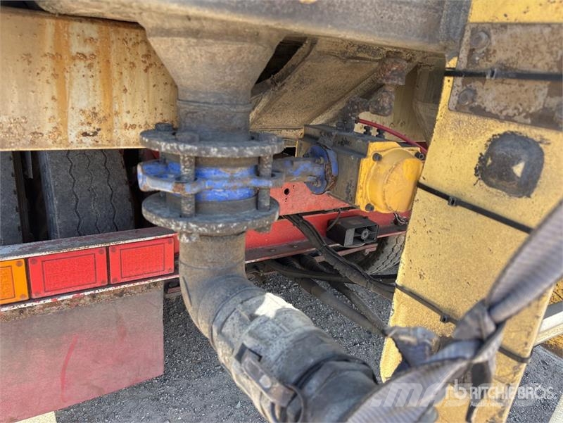 Western Star 4800FX 6x4 T/A Dump Truck شاحنات قلابة