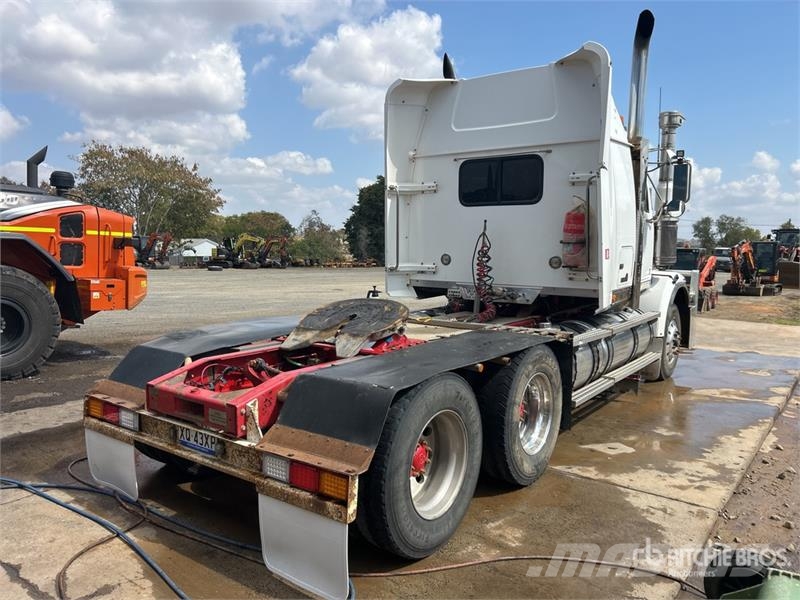 Western Star 4800FX 6x4 T/A Sleeper Truck Tractor Naudoti vilkikai