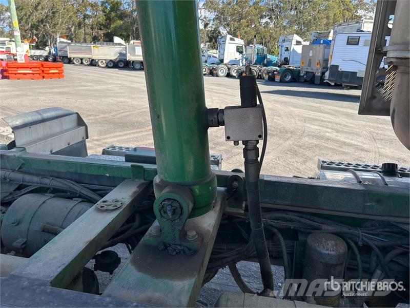 Western Star 4800FX 6x4 T/A Dump Truck Kipper