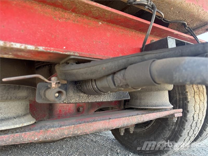 Western Star 4800FX 6x4 T/A Dump Truck شاحنات قلابة