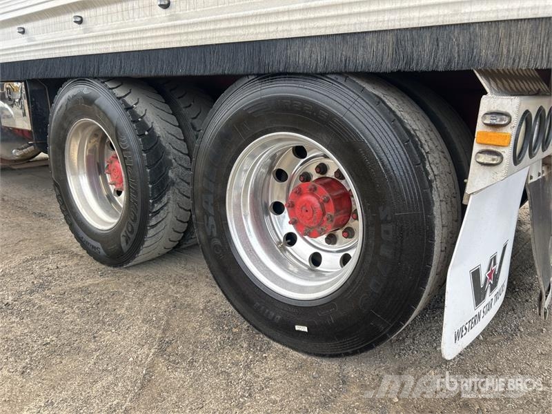 Western Star 4800FX 6x4 T/A Dump Truck Camion benne
