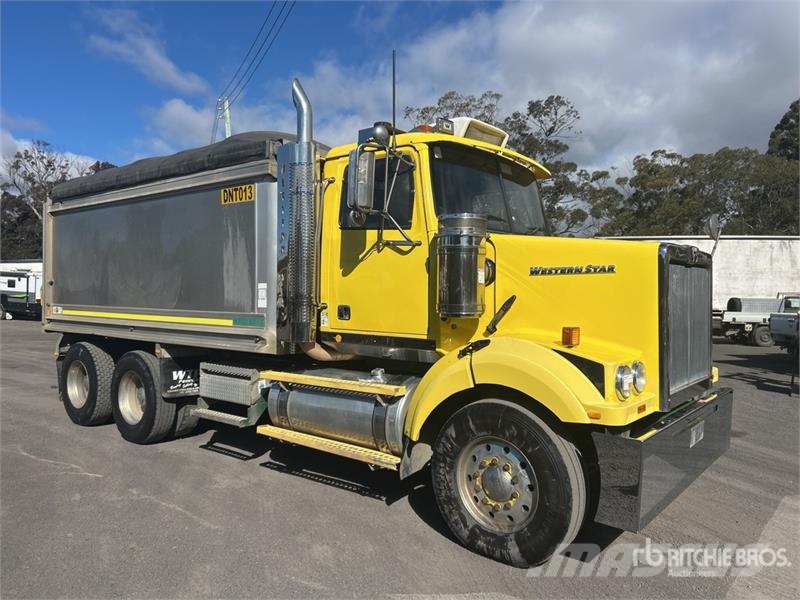 Western Star 4800FX 6x4 T/A Dump Truck Kipper