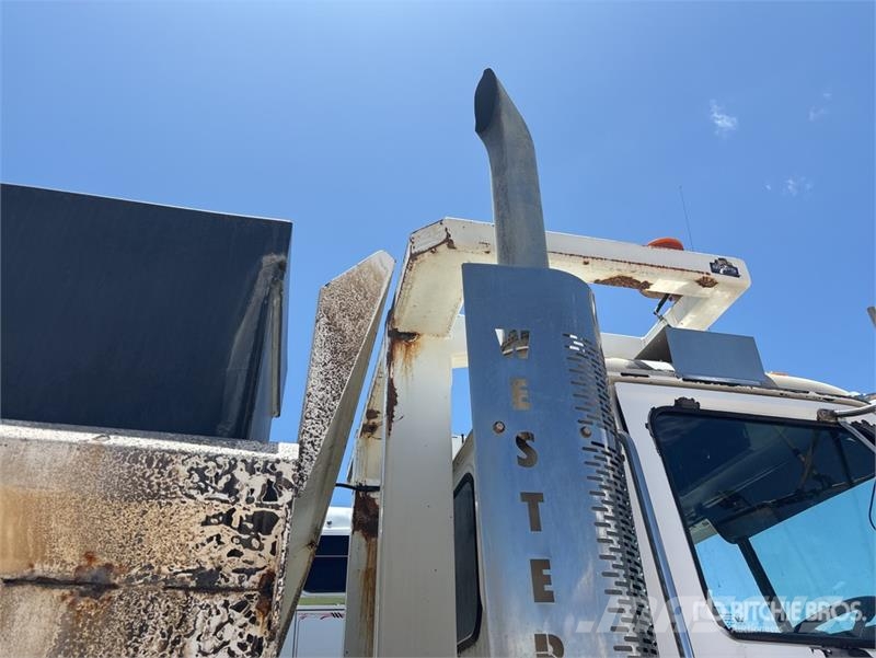 Western Star 4800FX 6x4 T/A Dump Truck شاحنات قلابة