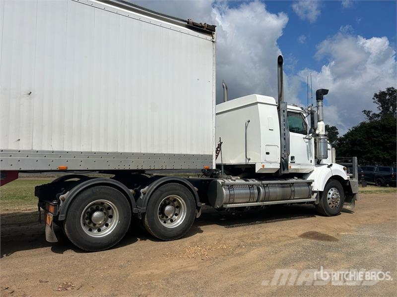 Western Star 4800FX 6x4 T/A Sleeper Truck Tractor Traktorske jedinice