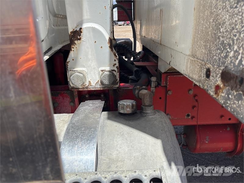 Western Star 4800FX 6x4 T/A Dump Truck شاحنات قلابة