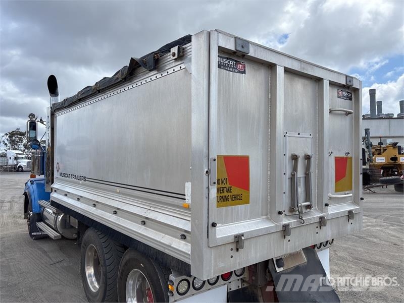 Western Star 4800FX 6x4 T/A Dump Truck Tipper trucks