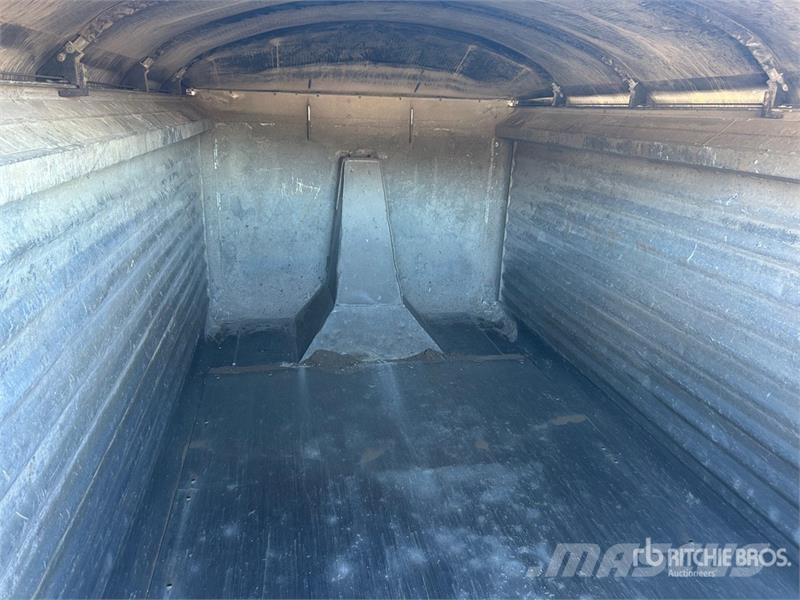Western Star 4800FX 6x4 T/A Dump Truck Kipper