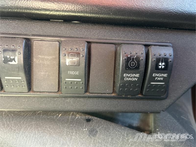 Western Star 4800FX 6x4 T/A Dump Truck Kipper