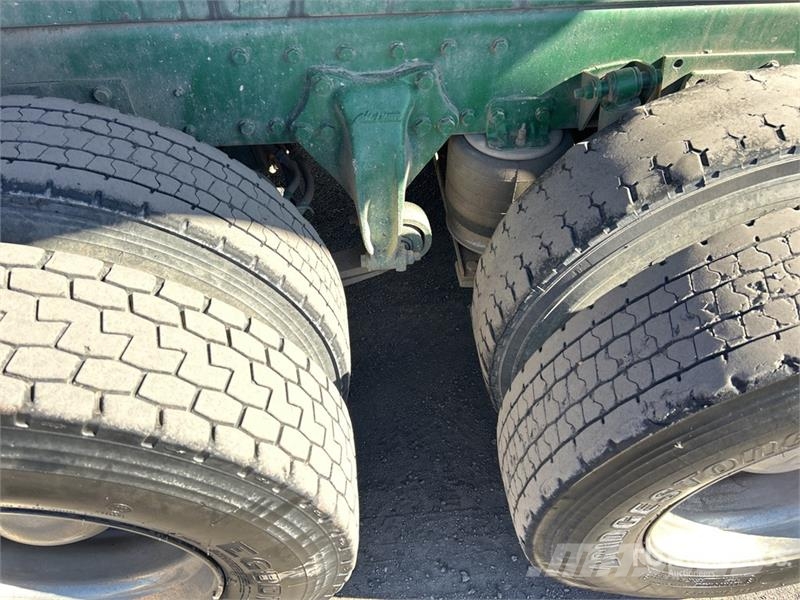 Western Star 4800FX 6x4 T/A Dump Truck Kipper