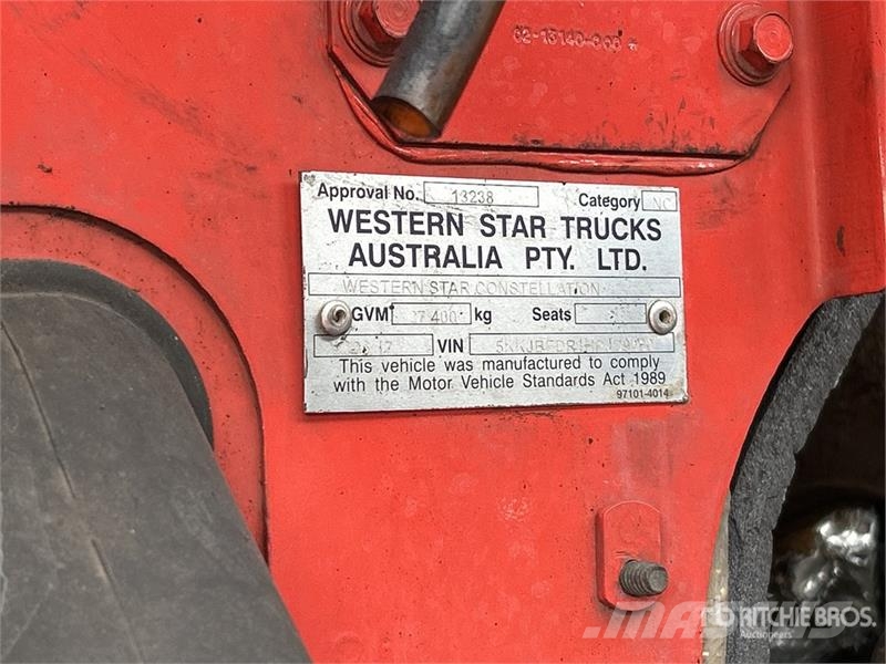 Western Star 4800FXB Stratosphere 6x4 T/A Sleeper Truck Tractor Tractores (camiões)