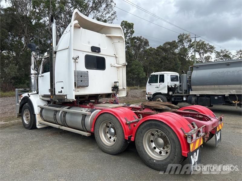 Western Star 4800FXB Stratosphere 6x4 T/A Sleeper Truck Tractor Vilcēji
