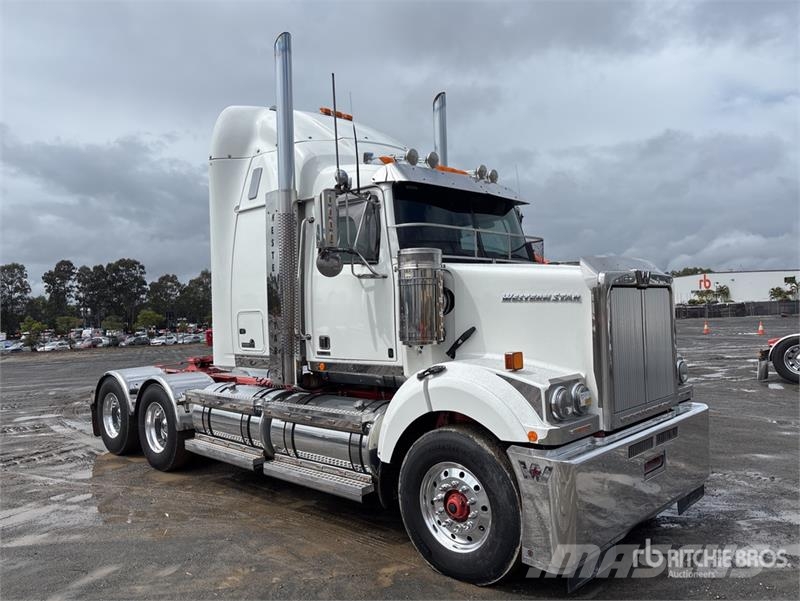 Western Star 4800FXB Stratosphere 6x4 T/A Sleeper Truck Tractor Vilcēji