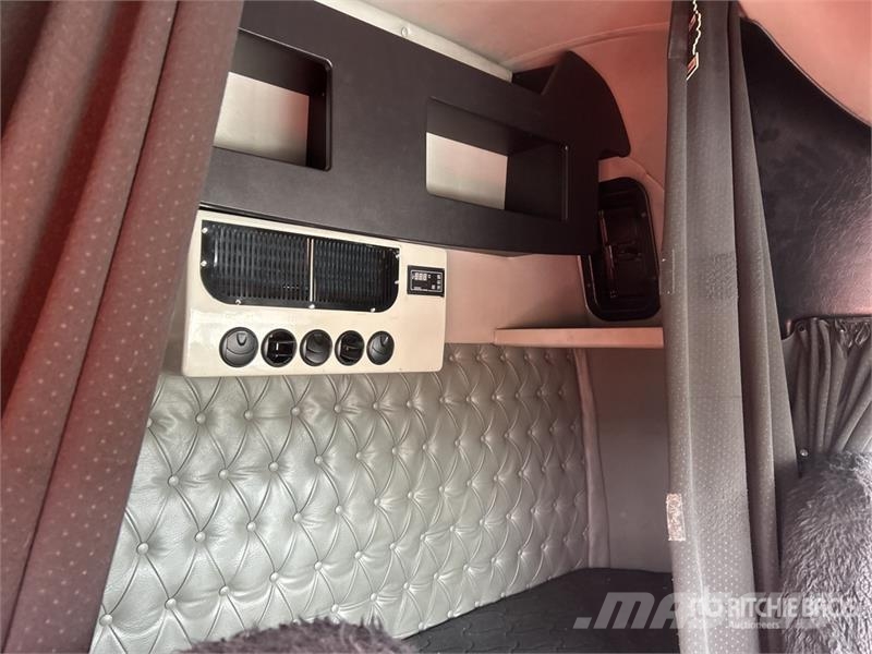 Western Star 4800FXB Stratosphere 6x4 T/A Sleeper Truck Tractor Tractores (camiões)
