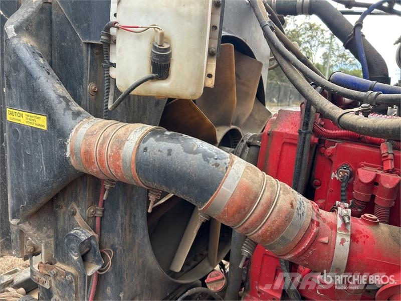 Western Star 4800FXB Stratosphere 6x4 T/A Sleeper Truck Tractor Vilcēji