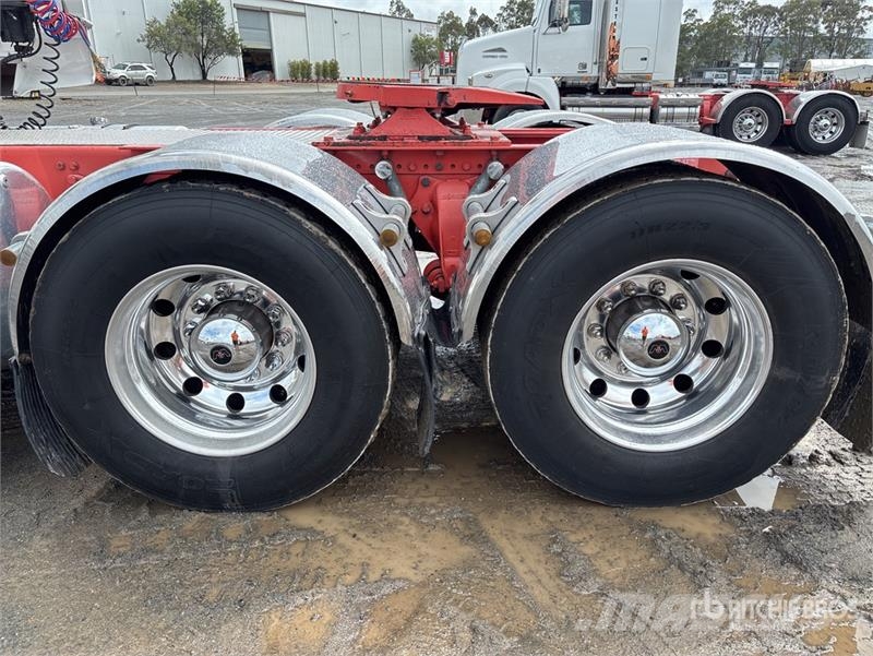 Western Star 4800FXB Stratosphere 6x4 T/A Sleeper Truck Tractor Vilcēji