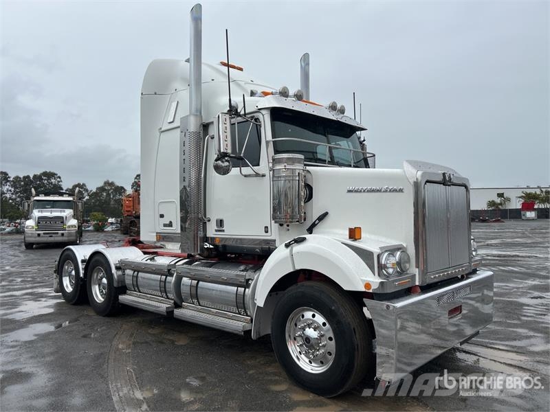 Western Star 4800FXB Stratosphere 6x4 T/A Sleeper Truck Tractor Tractores (camiões)