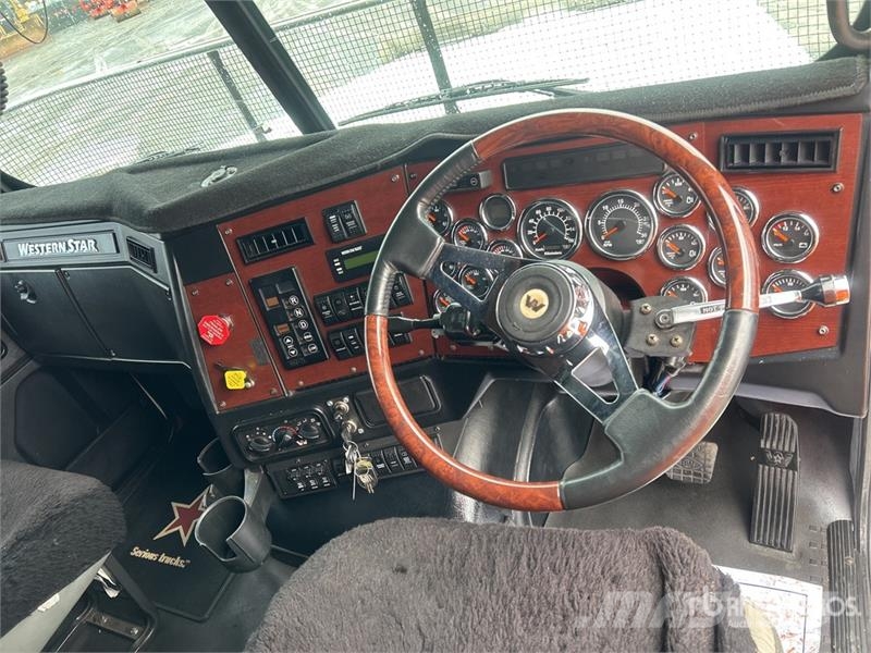 Western Star 4800FXB Stratosphere 6x4 T/A Sleeper Truck Tractor Tractores (camiões)