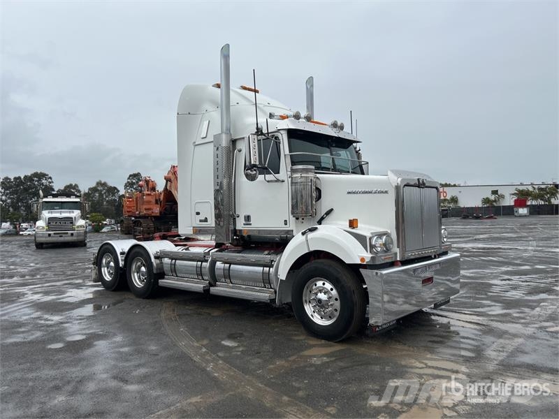 Western Star 4800FXB Stratosphere 6x4 T/A Sleeper Truck Tractor Tractores (camiões)