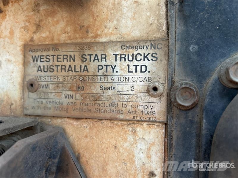 Western Star 4800FXB Stratosphere 6x4 T/A Sleeper Truck Tractor Vilcēji