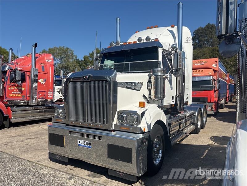Western Star 4864FXB 6x4 T/A Sleeper Truck Tractor Çekiciler