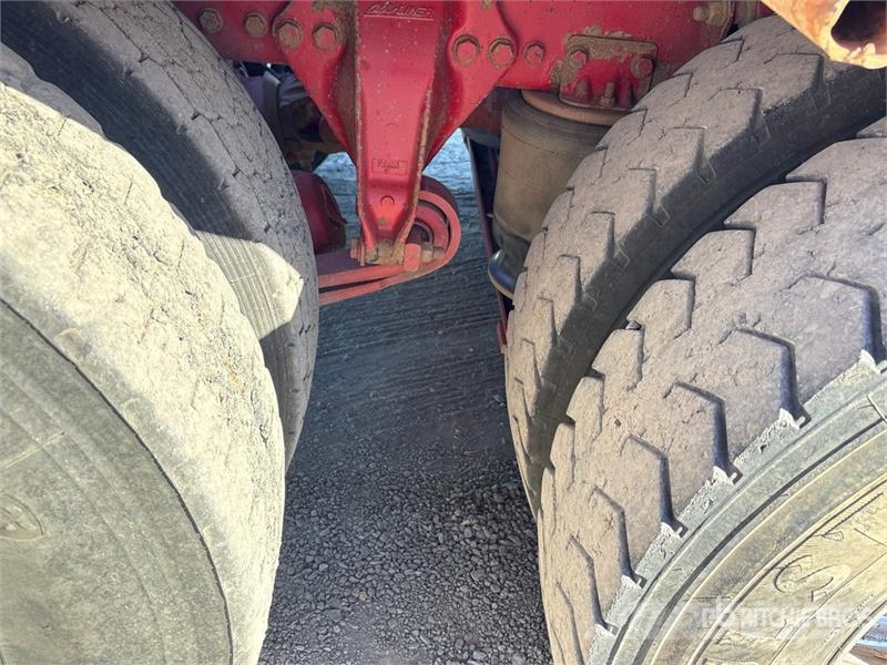 Western Star 4864FXB Stratosphere 6x4 T/A Sleeper Truck Tractor Tractores (camiões)