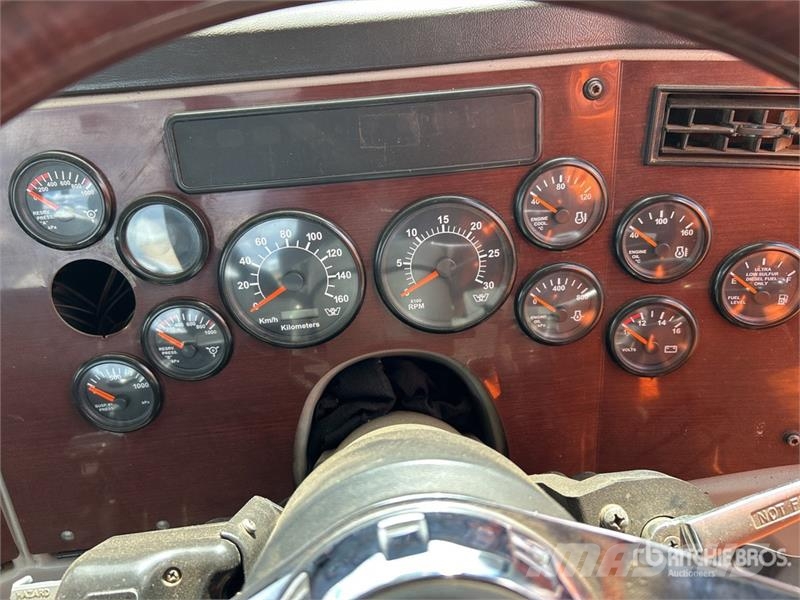 Western Star 4900FX 6x4 T/A Day Cab Truck Tractor Tractores (camiões)