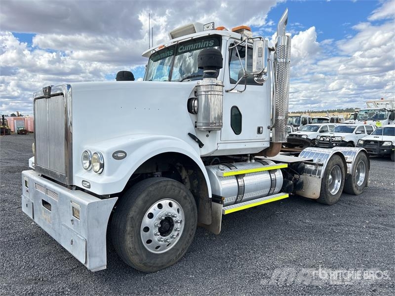 Western Star 4900FX 6x4 T/A Day Cab Truck Tractor Tractores (camiões)