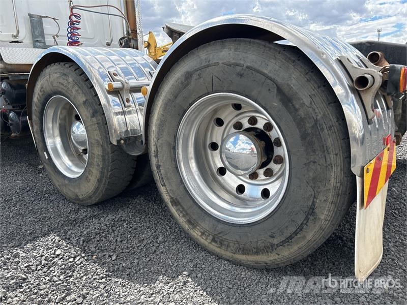 Western Star 4900FX 6x4 T/A Day Cab Truck Tractor Tractores (camiões)