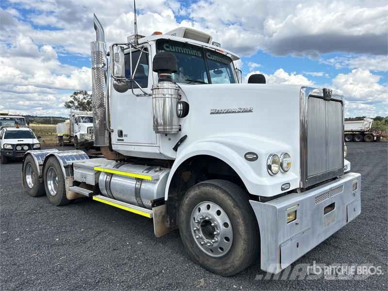 Western Star 4900FX 6x4 T/A Day Cab Truck Tractor Tractores (camiões)