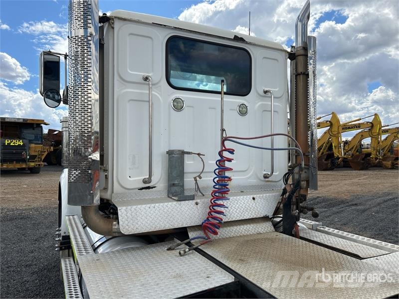 Western Star 4900FX 6x4 T/A Day Cab Truck Tractor Tractores (camiões)