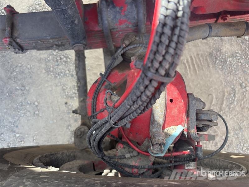Western Star 4900FXC 6x4 T/A Sleeper Truck Tractor وحدات الجر