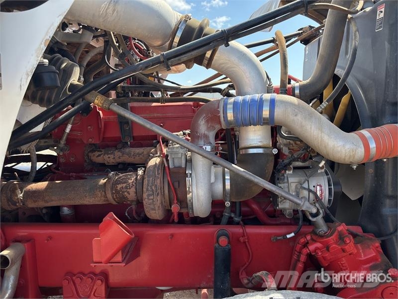 Western Star 4900FXC 6x4 T/A Dump Truck 傾卸式卡車