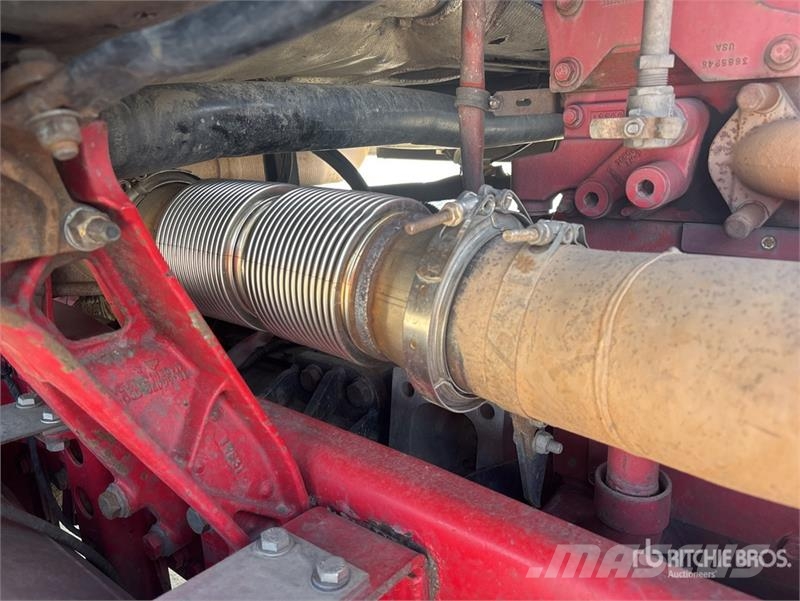 Western Star 4900FXC 6x4 T/A Sleeper Truck Tractor وحدات الجر