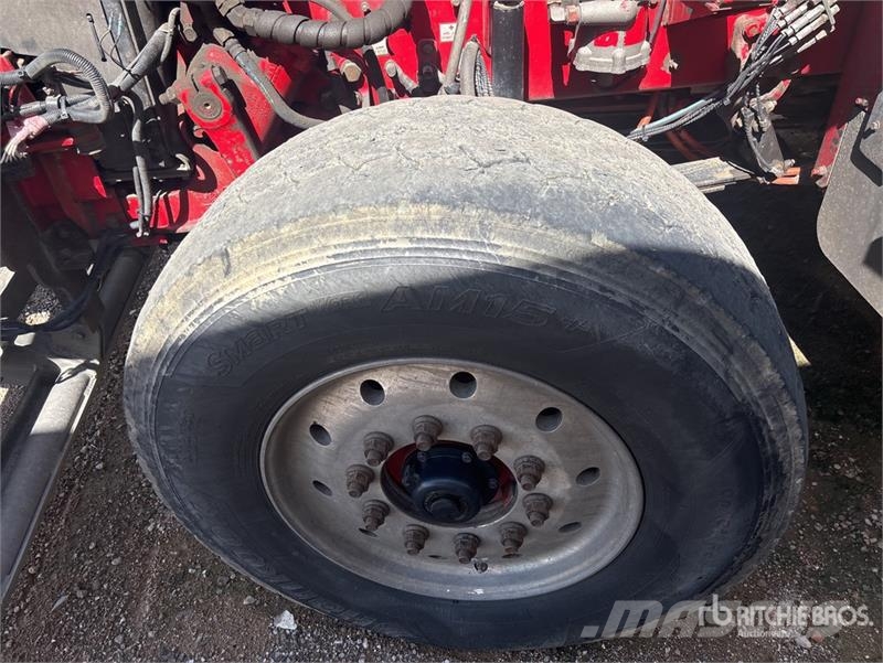 Western Star 4900FXC 6x4 T/A Sleeper Truck Tractor 트랙터 유닛
