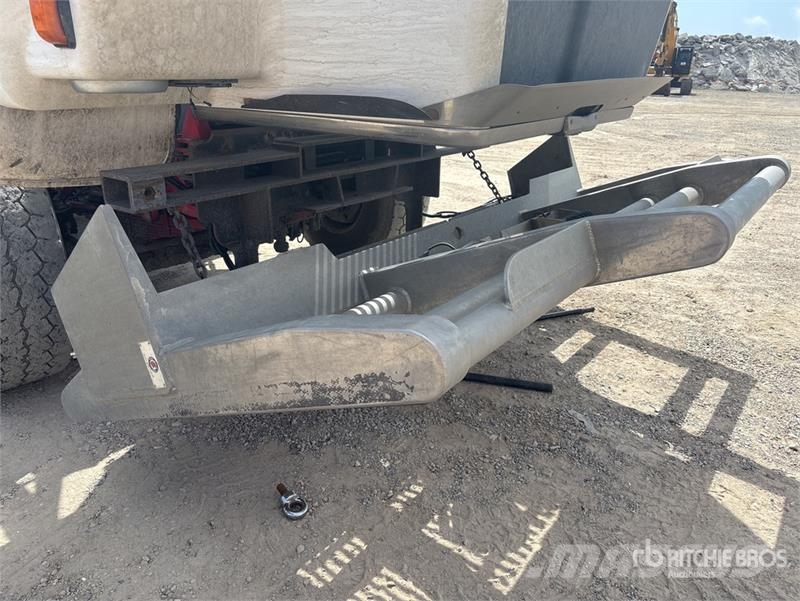 Western Star 4900FXC 6x4 T/A Sleeper Truck Tractor وحدات الجر