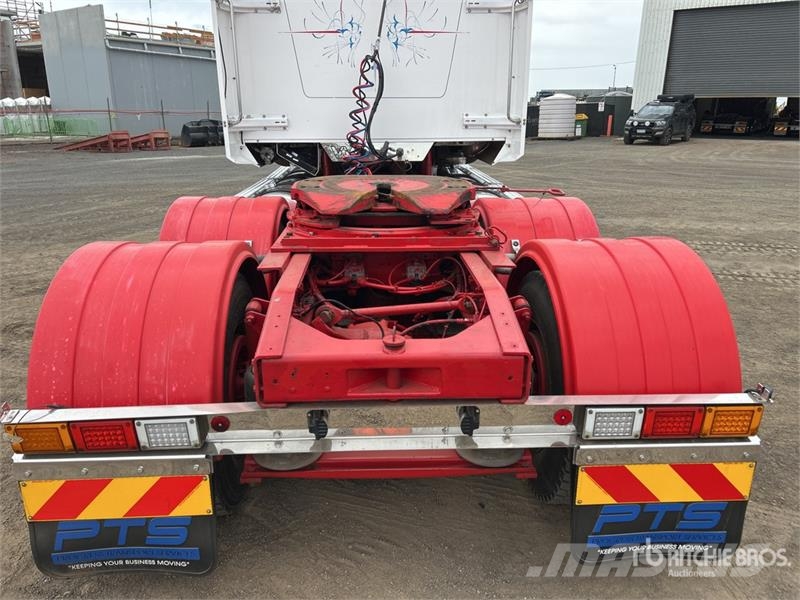 Western Star 4964FXT Stratosphere 6x4 T/A Sleeper Truck Tractor Nyergesvontatók