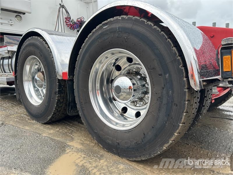 Western Star 5800SS 6x4 T/A Sleeper Truck Tractor Tegljači