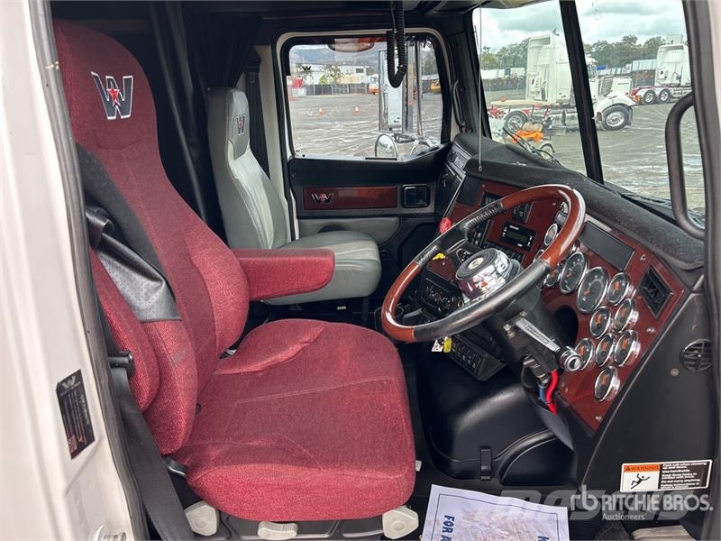 Western Star 5864SS 6x4 T/A Sleeper Truck Tractor Trekkers