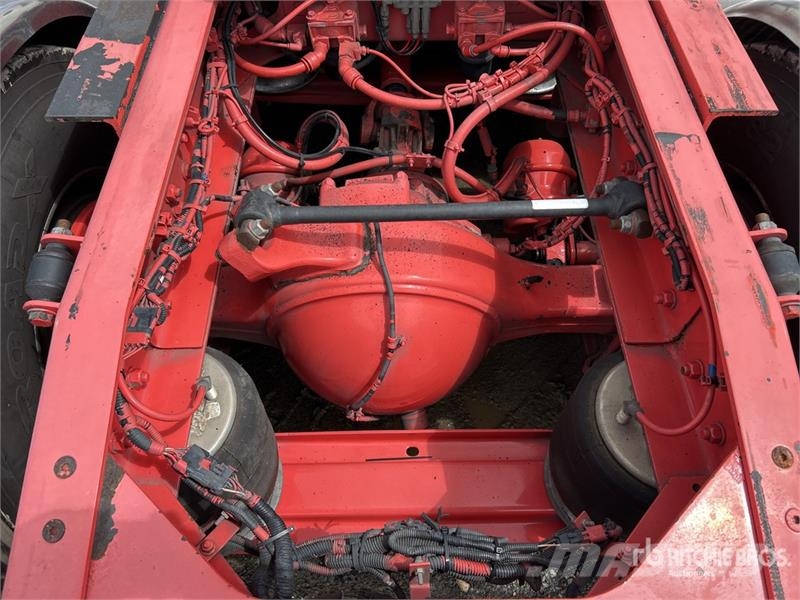 Western Star 5864SS 6x4 T/A Sleeper Truck Tractor Trekkers