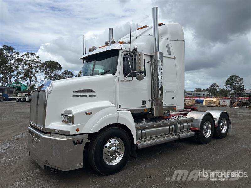 Western Star 5864SS 6x4 T/A Sleeper Truck Tractor Cavalos mecânicos