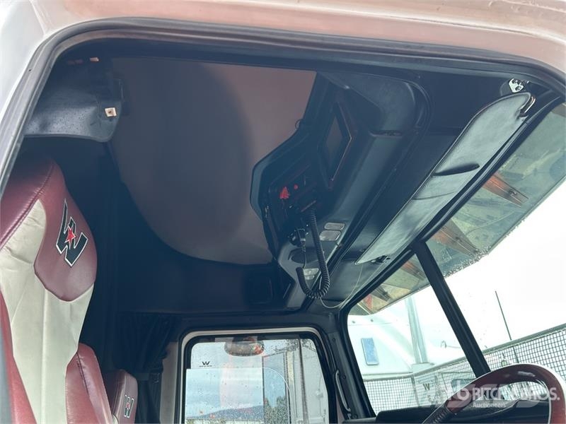 Western Star 5864SS 6x4 T/A Sleeper Truck Tractor Trekkers
