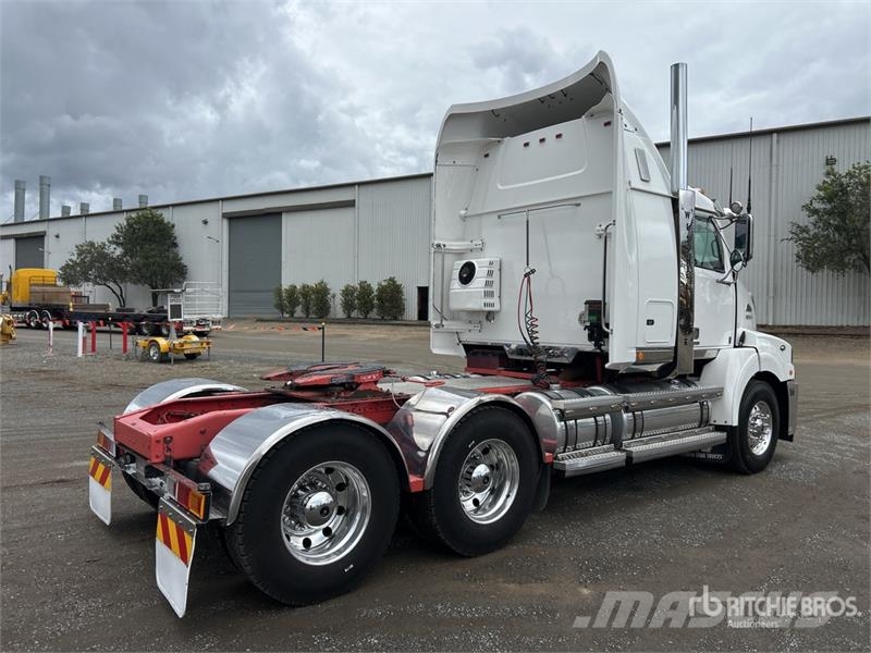 Western Star 5864SS 6x4 T/A Sleeper Truck Tractor Cavalos mecânicos