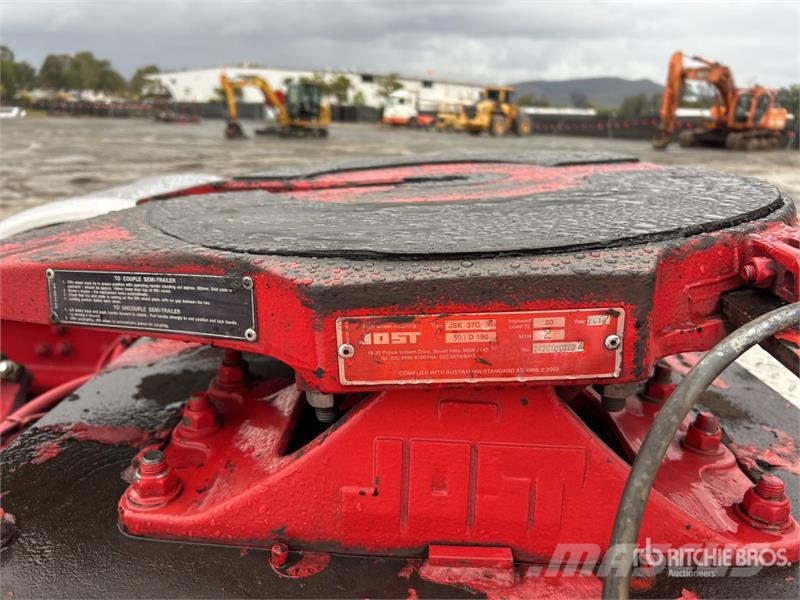 Western Star 5864SS 6x4 T/A Sleeper Truck Tractor Trekkers