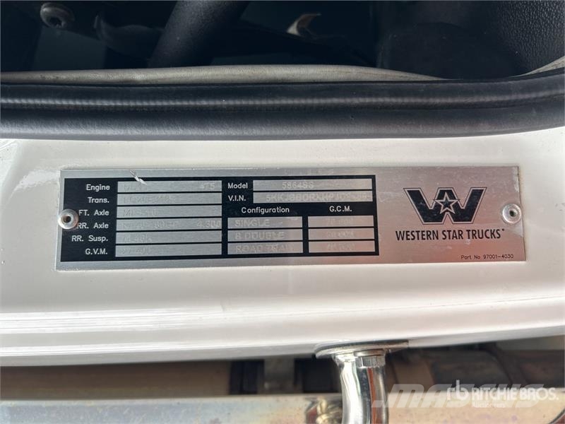 Western Star 5864SS 6x4 T/A Sleeper Truck Tractor Cavalos mecânicos
