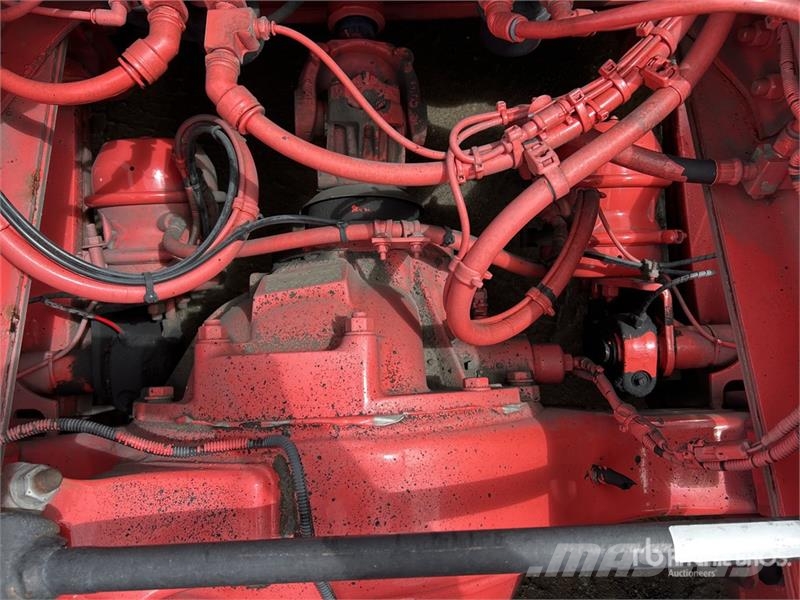 Western Star 5864SS 6x4 T/A Sleeper Truck Tractor Trekkers