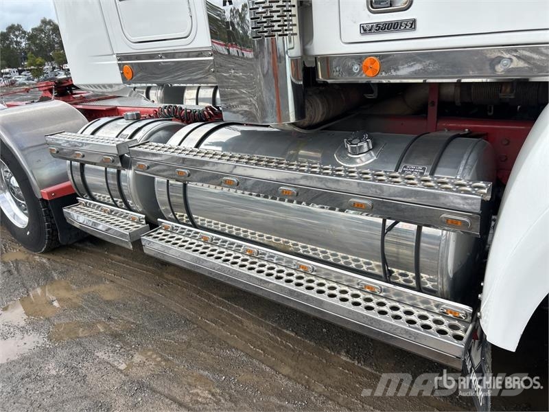 Western Star 5864SS 6x4 T/A Sleeper Truck Tractor Trekkers