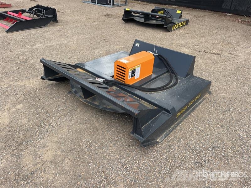  Wolverine BC-13-72W 1800 mm Skid Steer Brush Cutte Kosilice sa postoljem za vuču