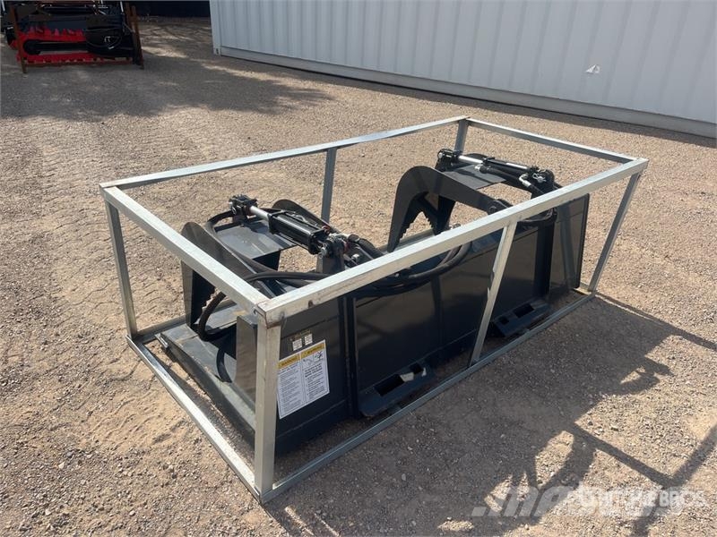  Wolverine GB-11-72W 1180 mm Log Skid Steer Grapple Grapples